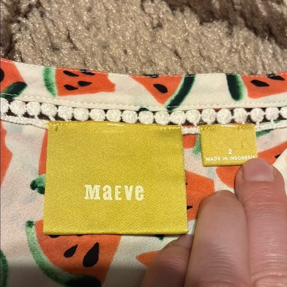 Maeve Fitted Flutter Sleeve Top Red and Green - Picture 2 of 11